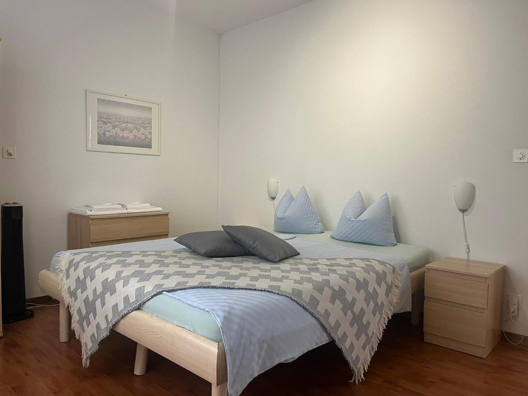 Hotel Rondinella Локарно Номер фото