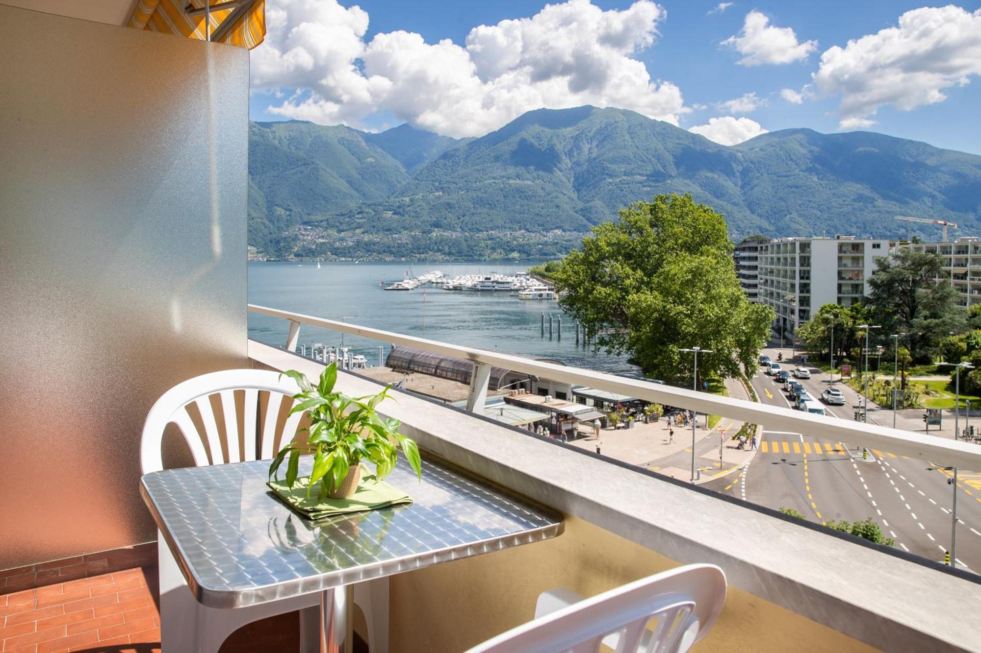 Hotel Rondinella Локарно Экстерьер фото