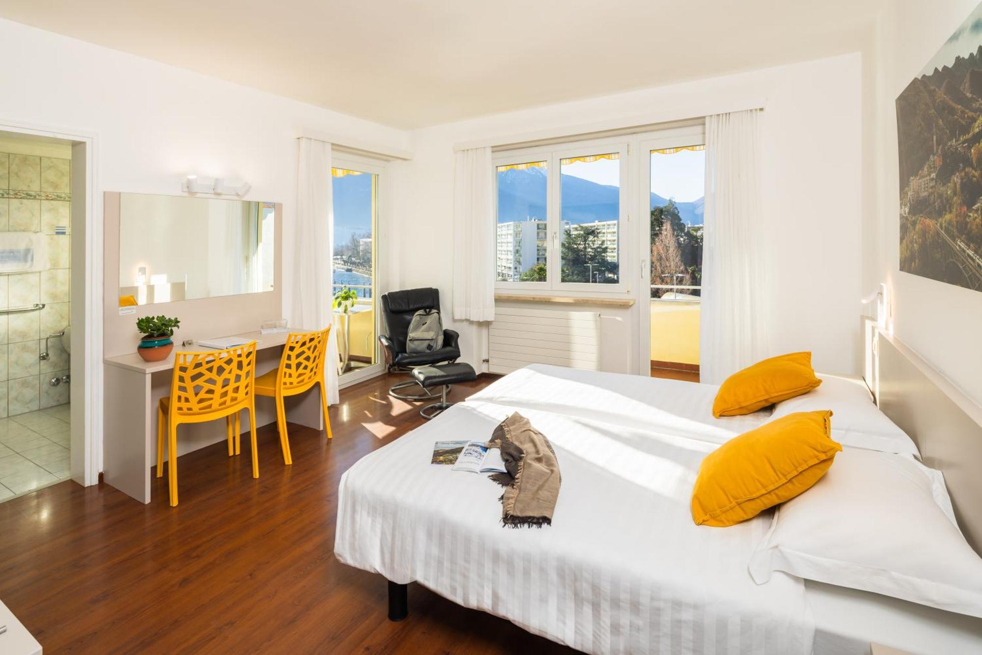 Hotel Rondinella Локарно Экстерьер фото