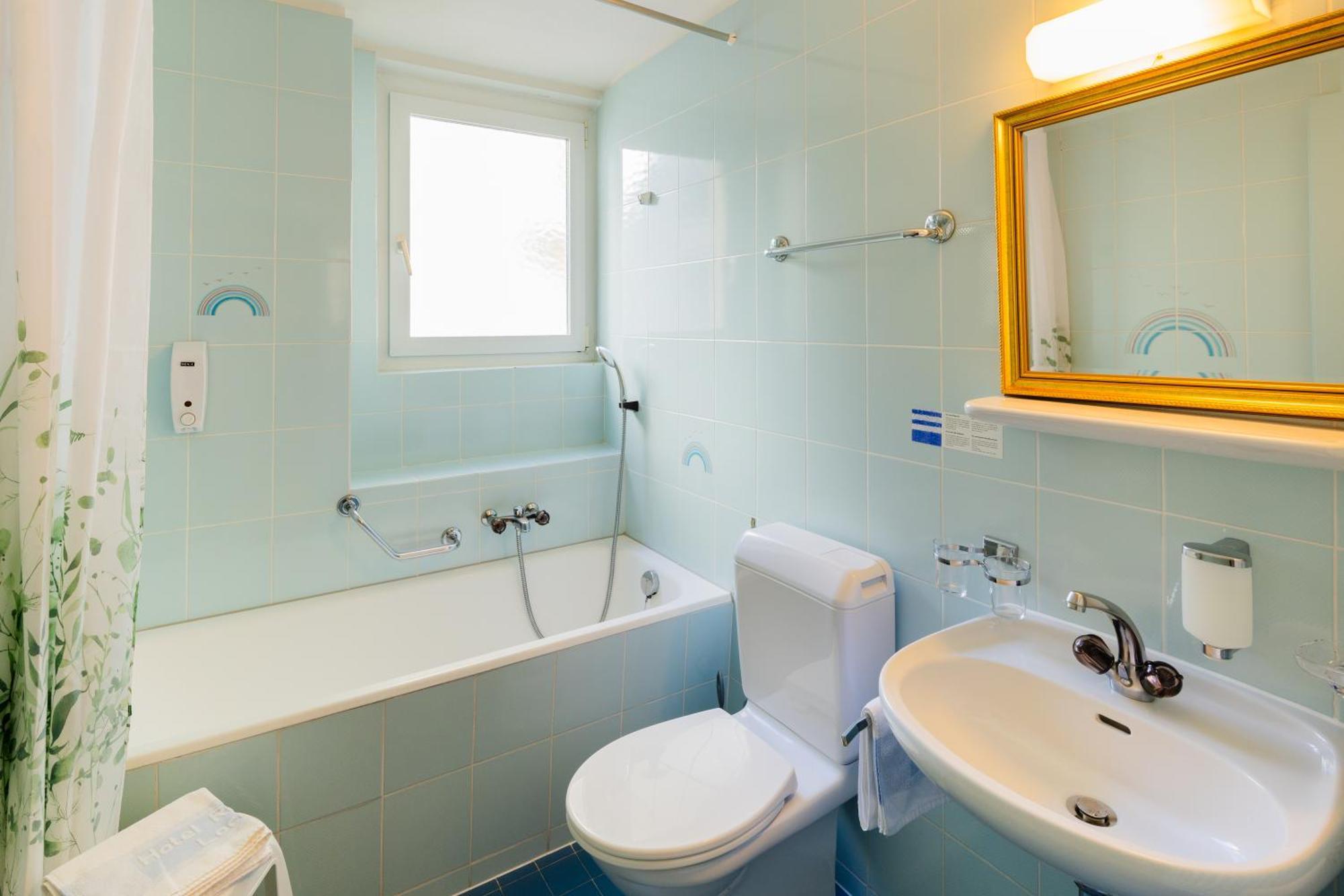 Hotel Rondinella Локарно Экстерьер фото